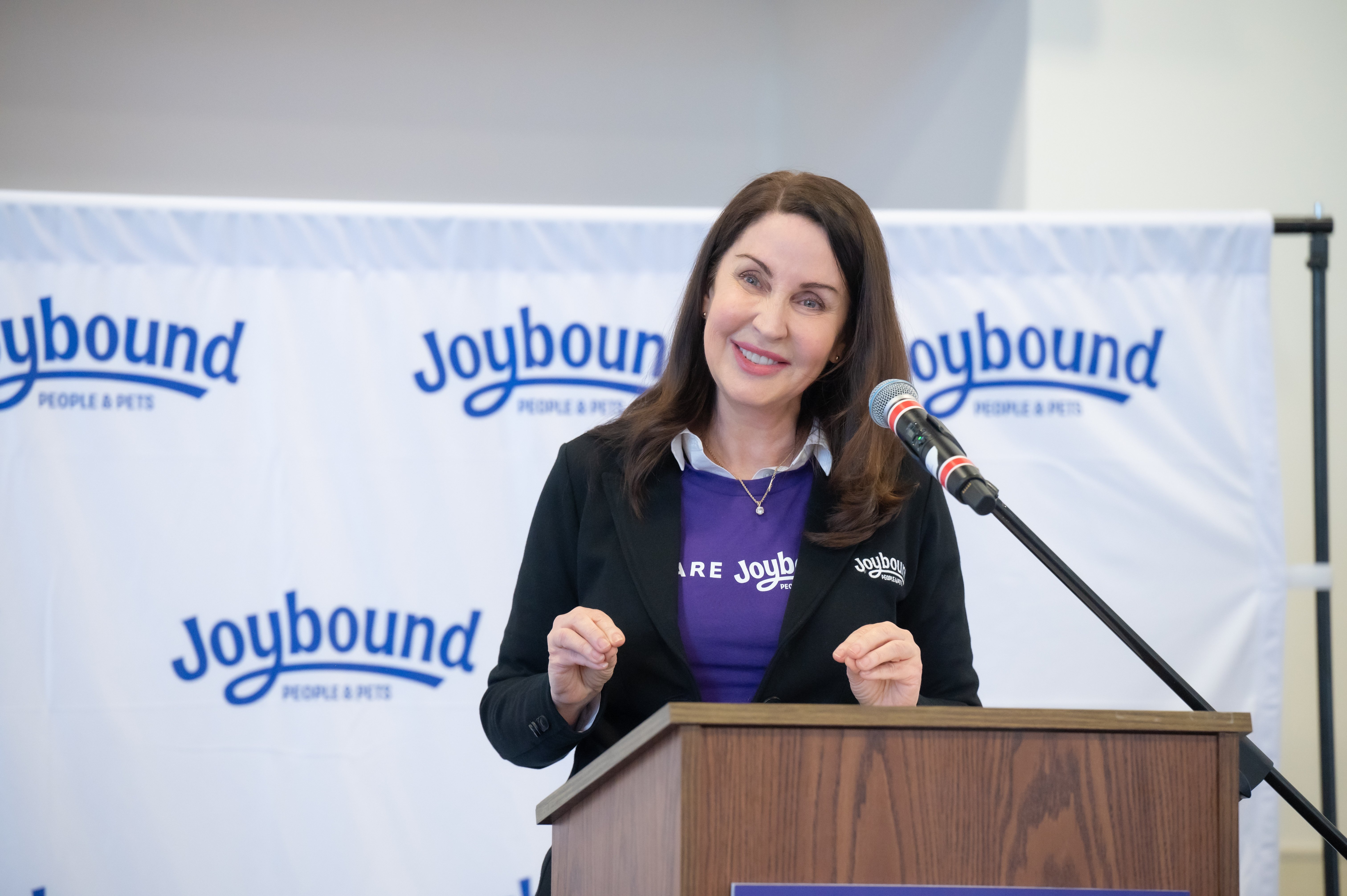 What is Joybound’s Shelter to Service? Five Questions with Susan Lee Vick, CEO of Joybound People & Pets